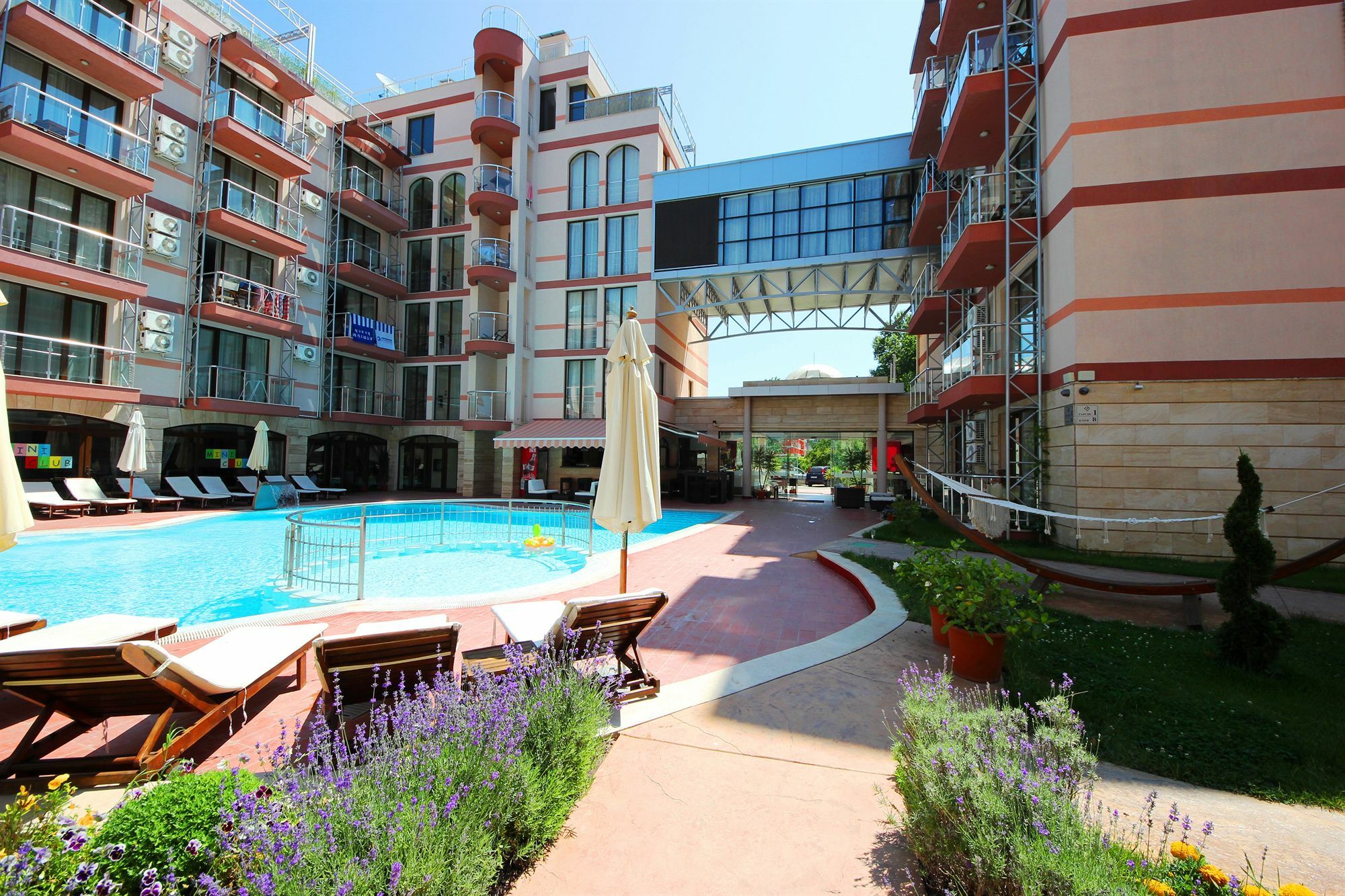 Menada Tarsis Apartments Slantschew brjag Exterior foto