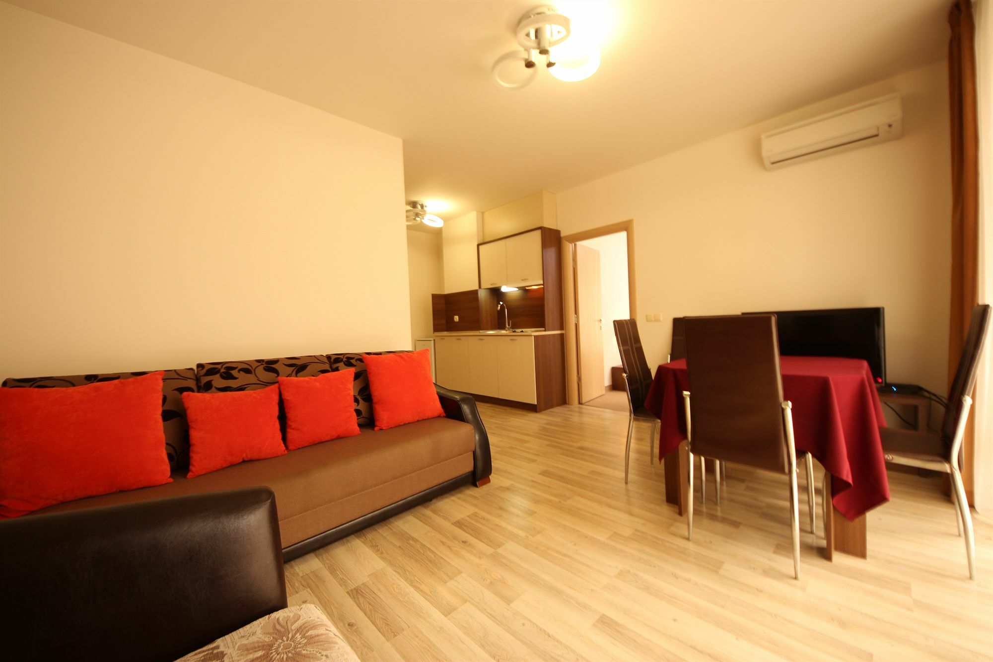 Menada Tarsis Apartments Slantschew brjag Exterior foto